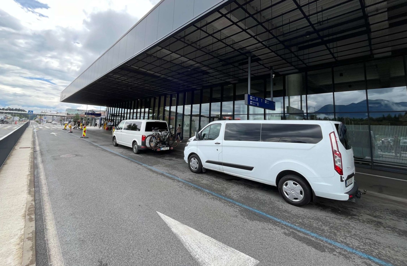 Shuttle at Ljubljana airport